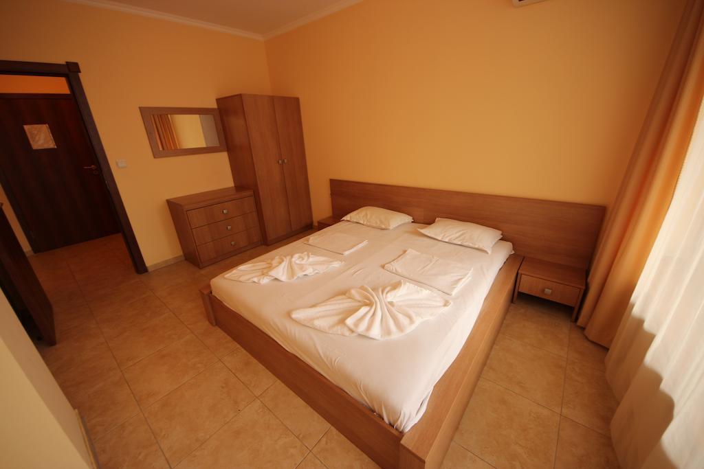 Menada Sea Regal Apartments Slantschew brjag Zimmer foto