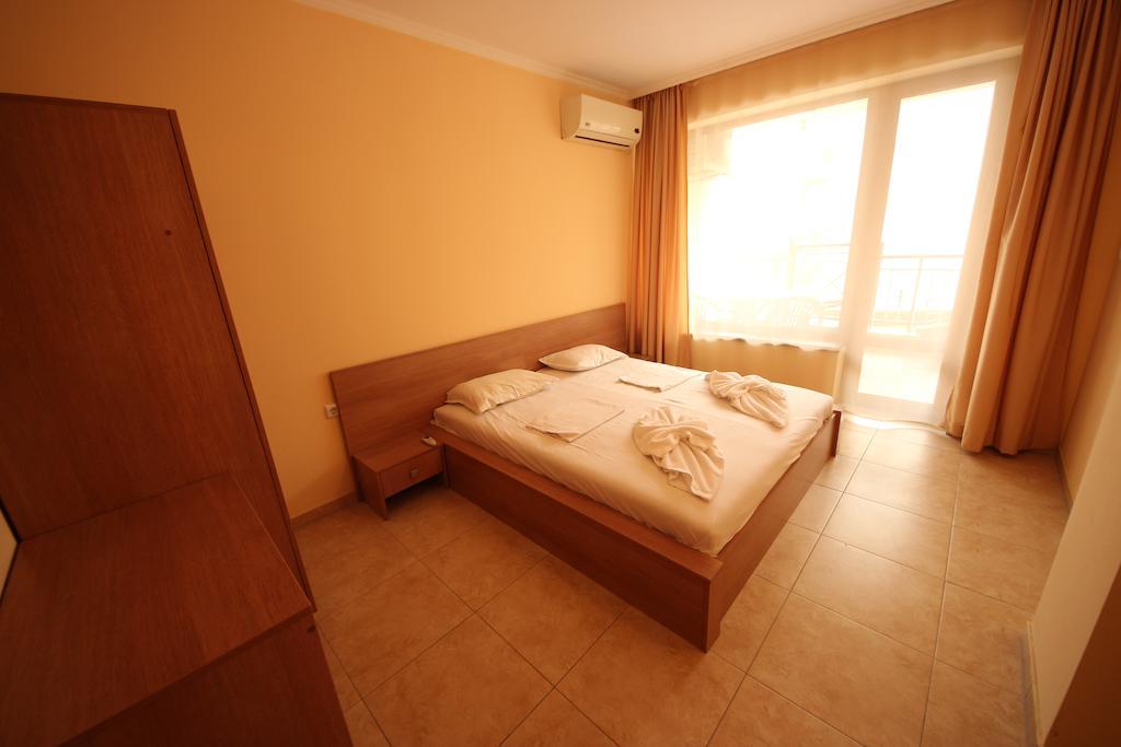 Menada Sea Regal Apartments Slantschew brjag Zimmer foto